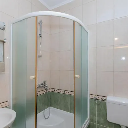 Ana - By Guide וילה