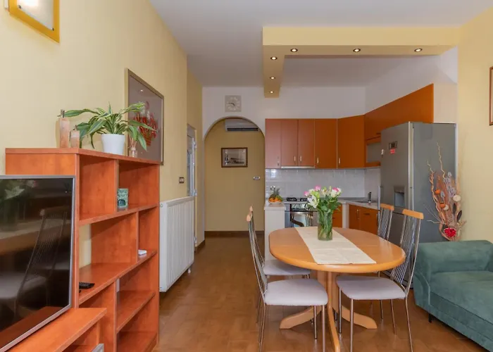 Ana - By Guide Villa *